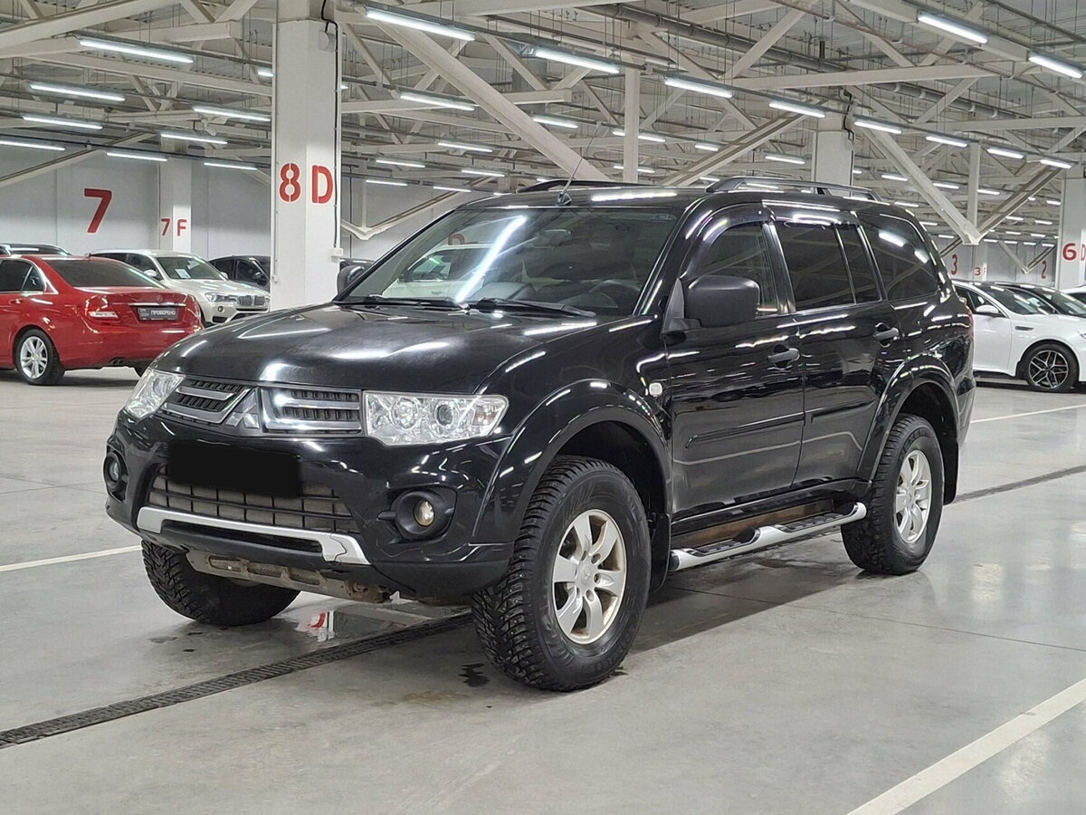Mitsubishi Pajero Sport б/у, 2014, Механическая. Посмотреть фото