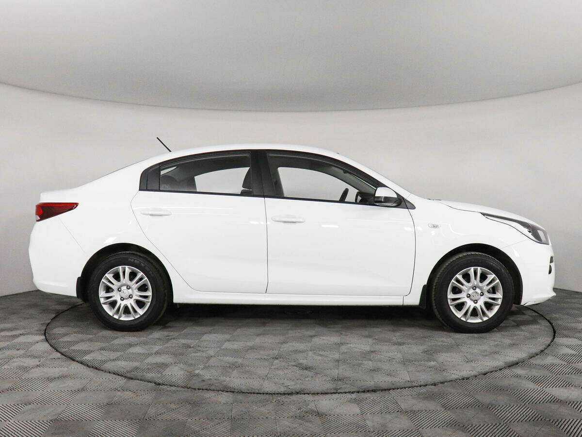 Kia Rio б/у, 2019, Механическая. Фото: #3