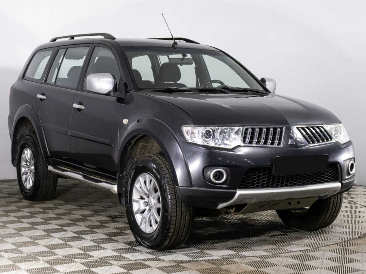 Mitsubishi Pajero Sport б/у, 2012, Автоматическая. Фото: #2