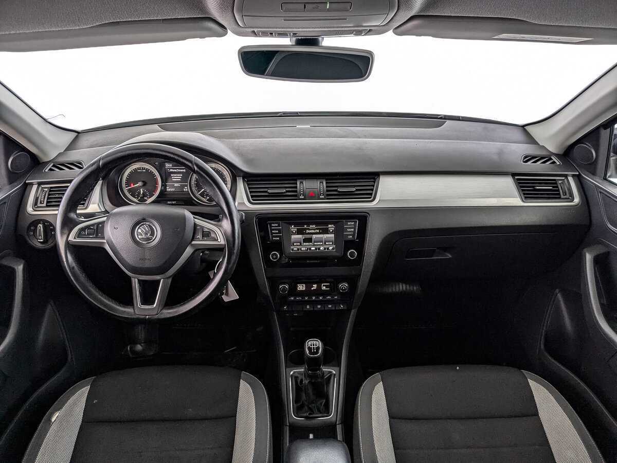 Skoda Rapid б/у, 2017, Механическая. Фото: #9