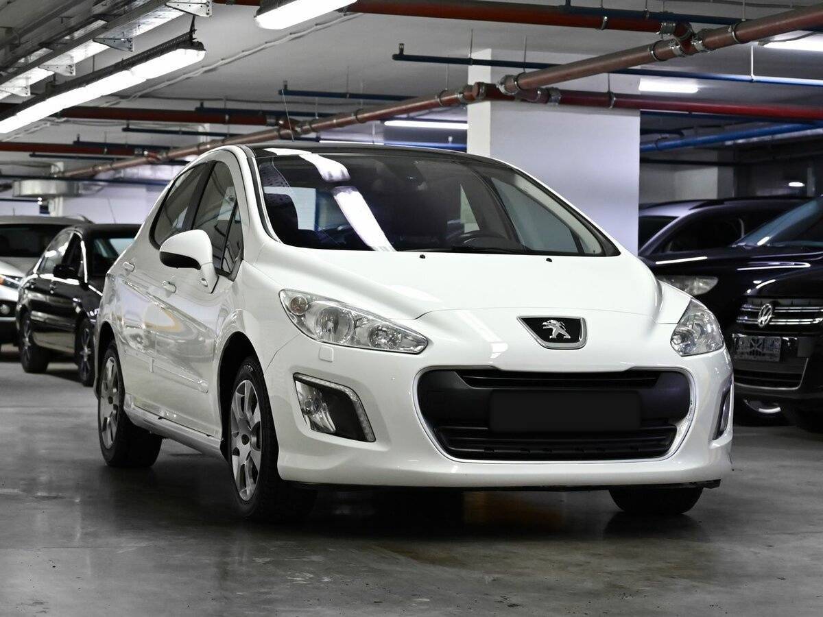 Peugeot 308 б/у, 2012, Автоматическая. Фото: #1