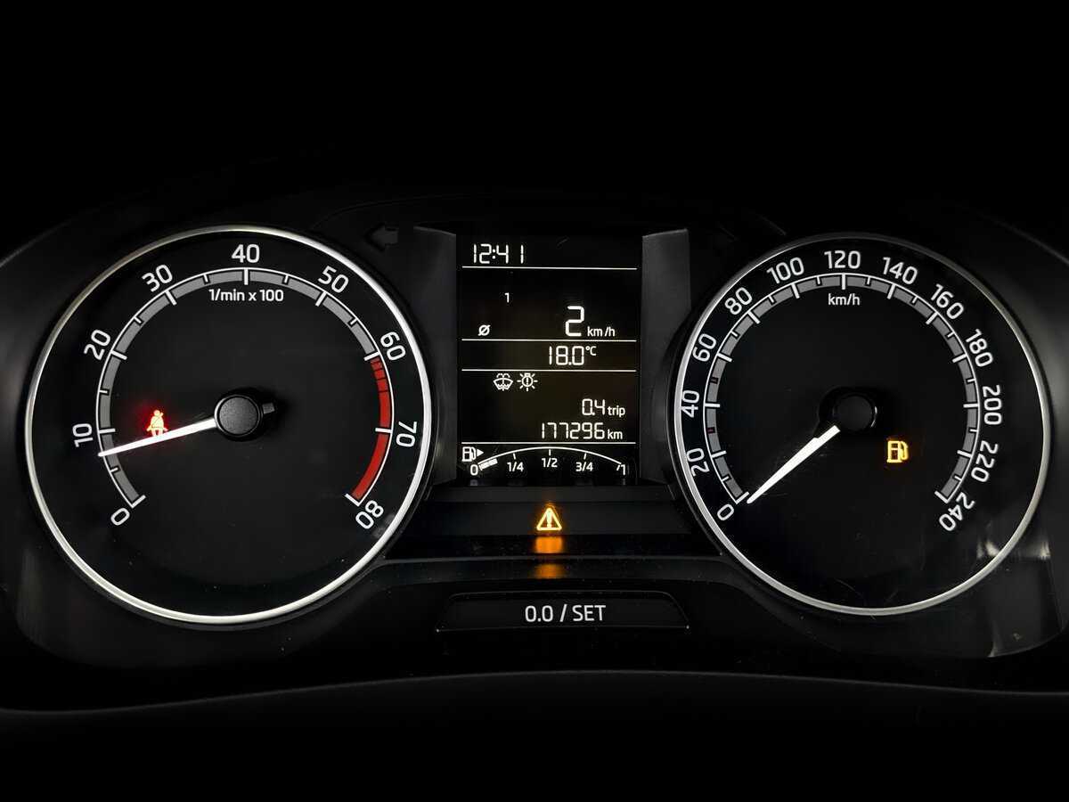 Skoda Rapid б/у, 2017, Механическая. Фото: #12