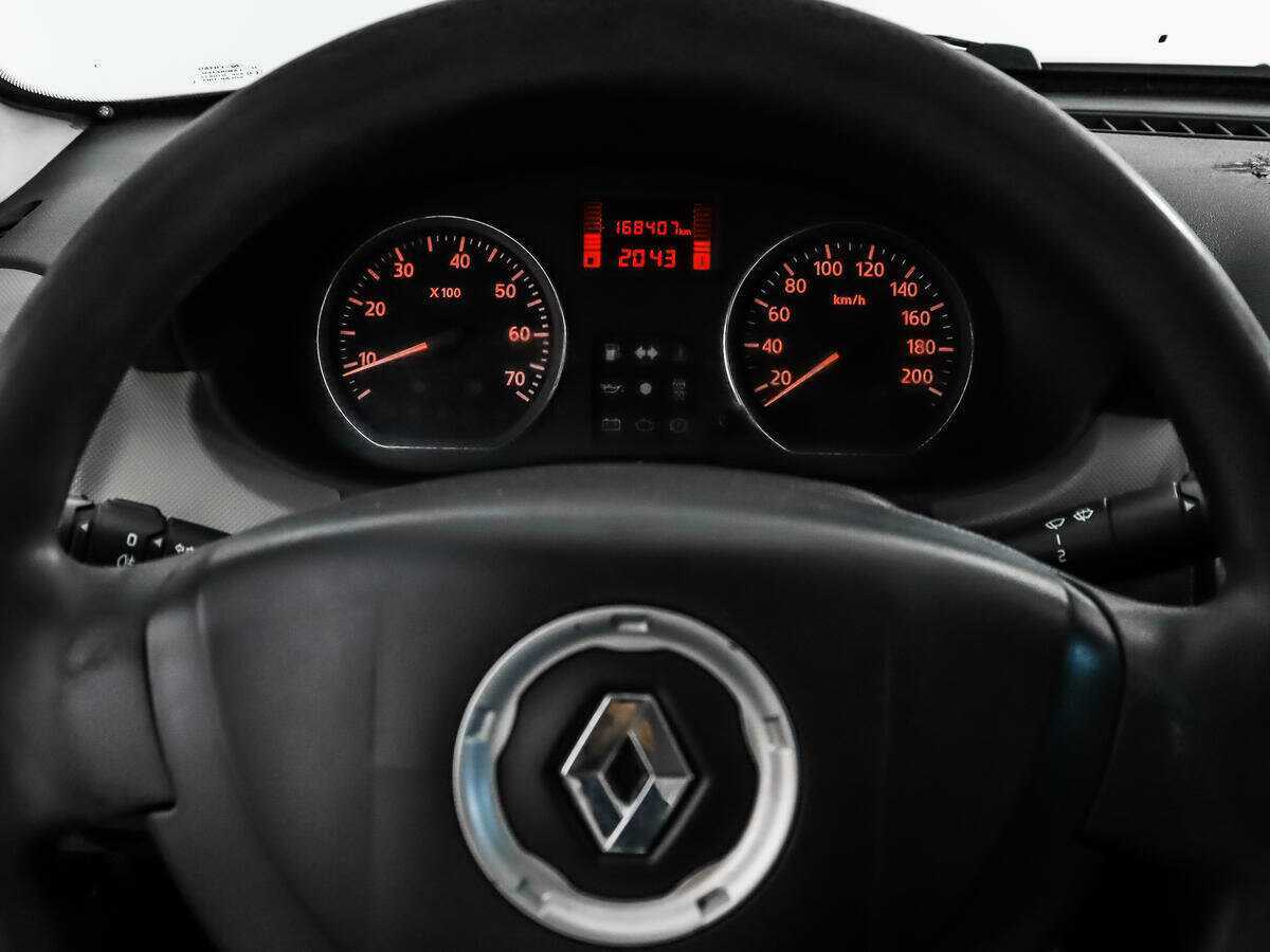 Renault Sandero б/у, 2013, Механическая. Фото: #14