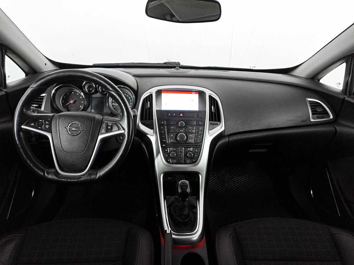 Opel Astra б/у, 2014, Механическая. Фото: #13