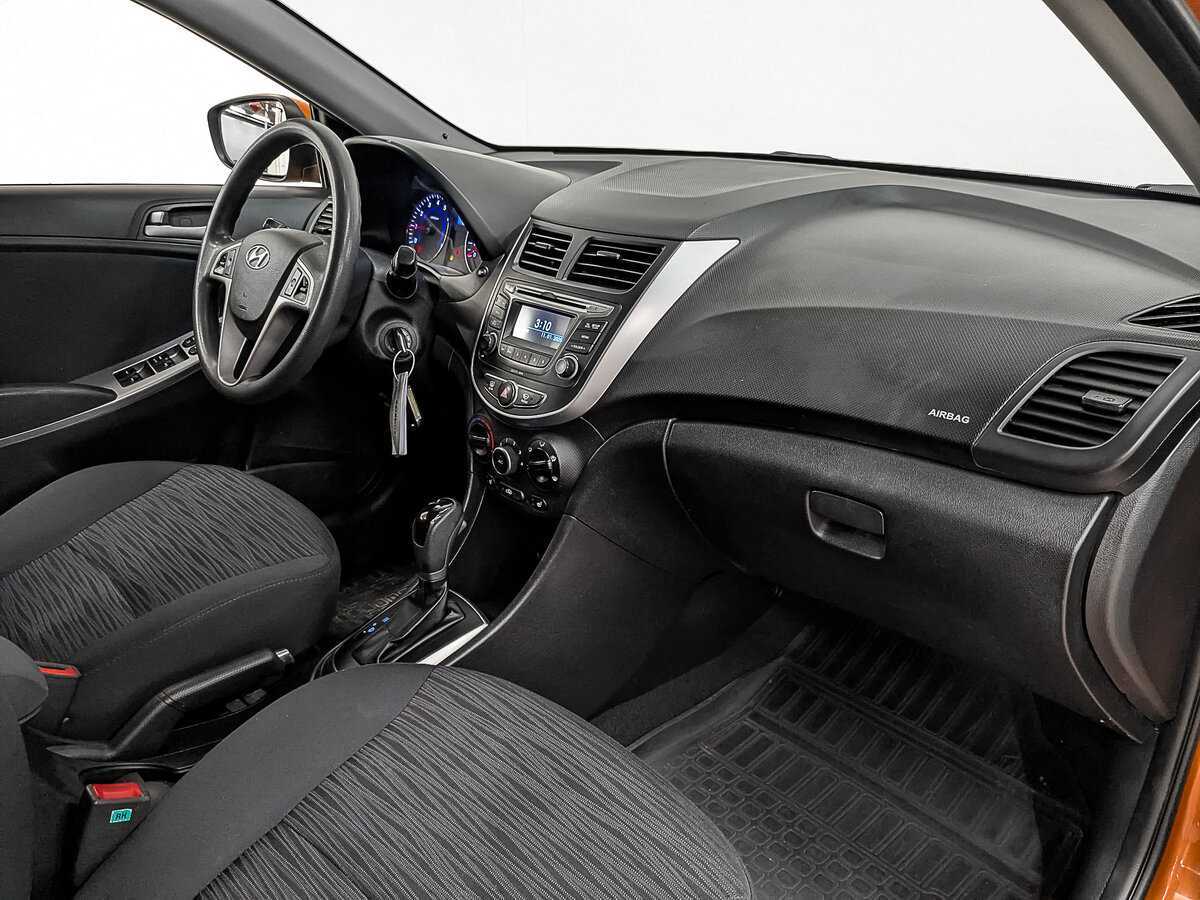 Hyundai Solaris б/у, 2015, Автоматическая. Фото: #10