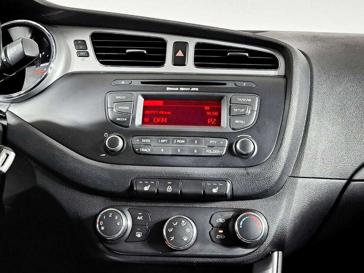 Kia Ceed б/у, 2015, Механическая. Фото: #12