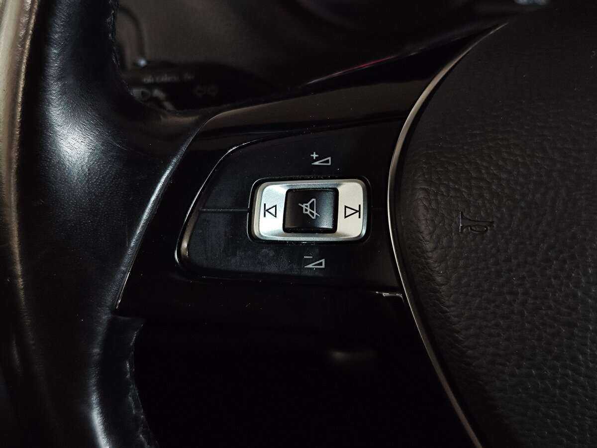 Volkswagen Polo б/у, 2018, Автоматическая. Фото: #9