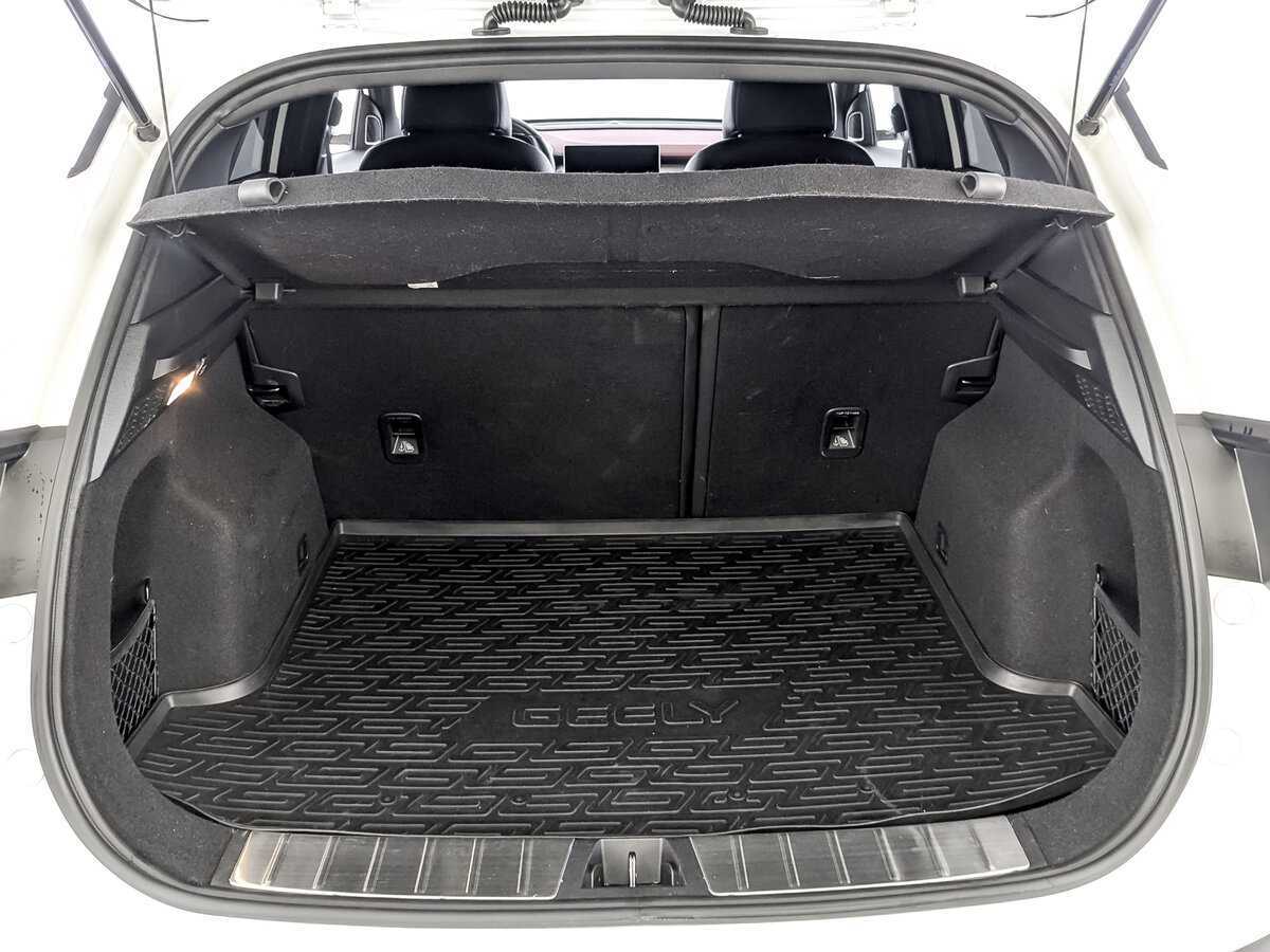 Geely Coolray б/у, 2022, Роботизированная. Фото: #9