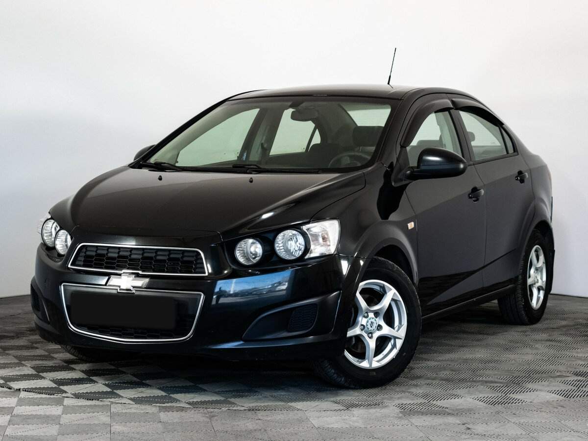 Chevrolet Aveo б/у, 2014, Автоматическая. Фото: #0