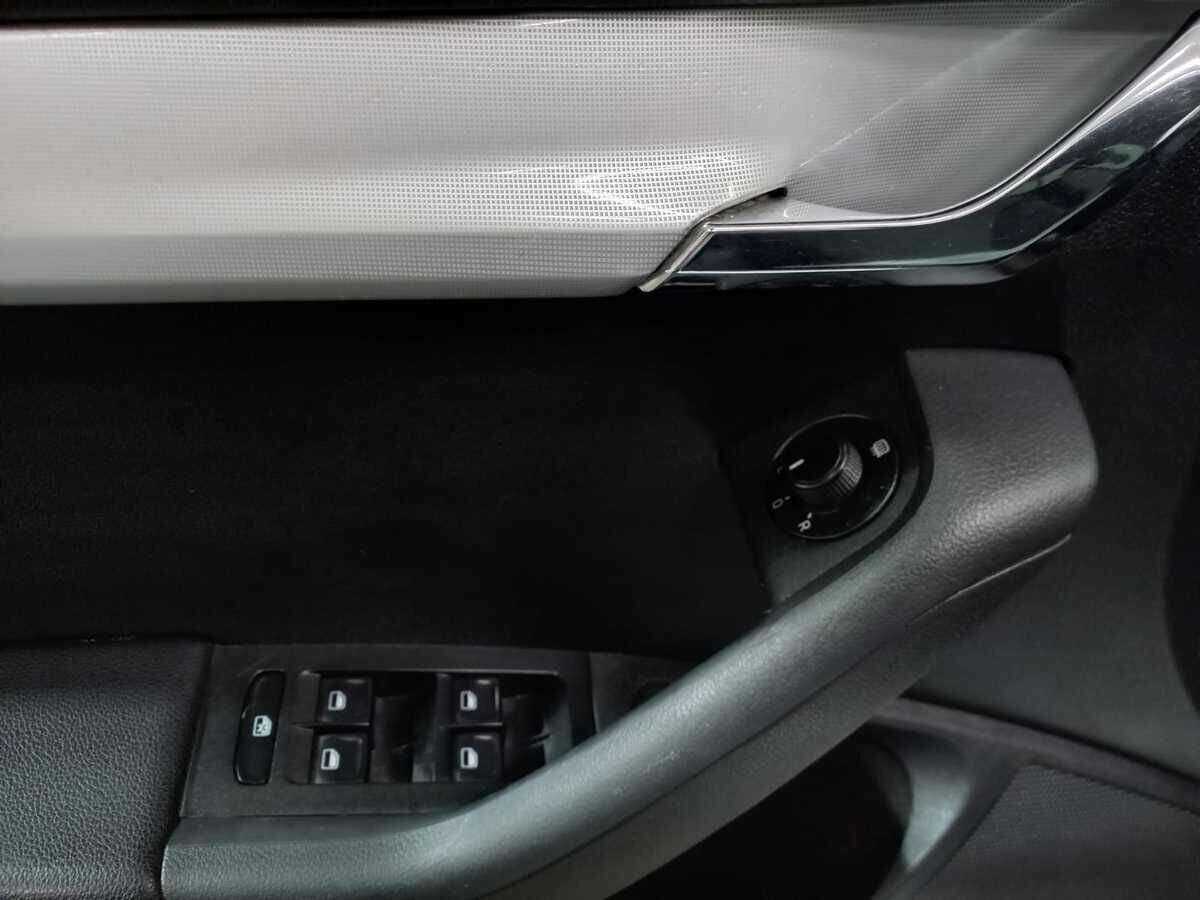 Skoda Octavia б/у, 2015, Механическая. Фото: #13