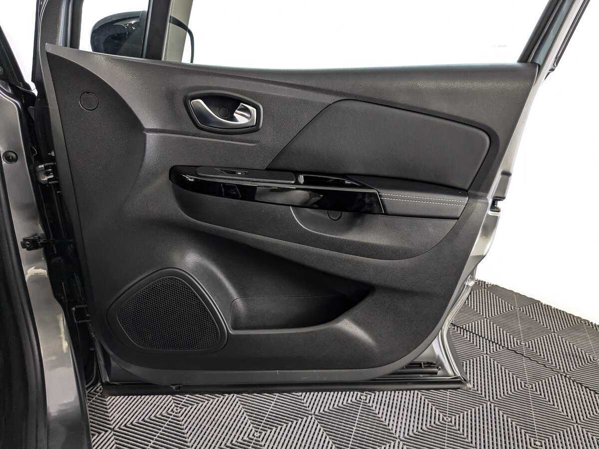 Renault Kaptur б/у, 2021, Вариатор. Фото: #20