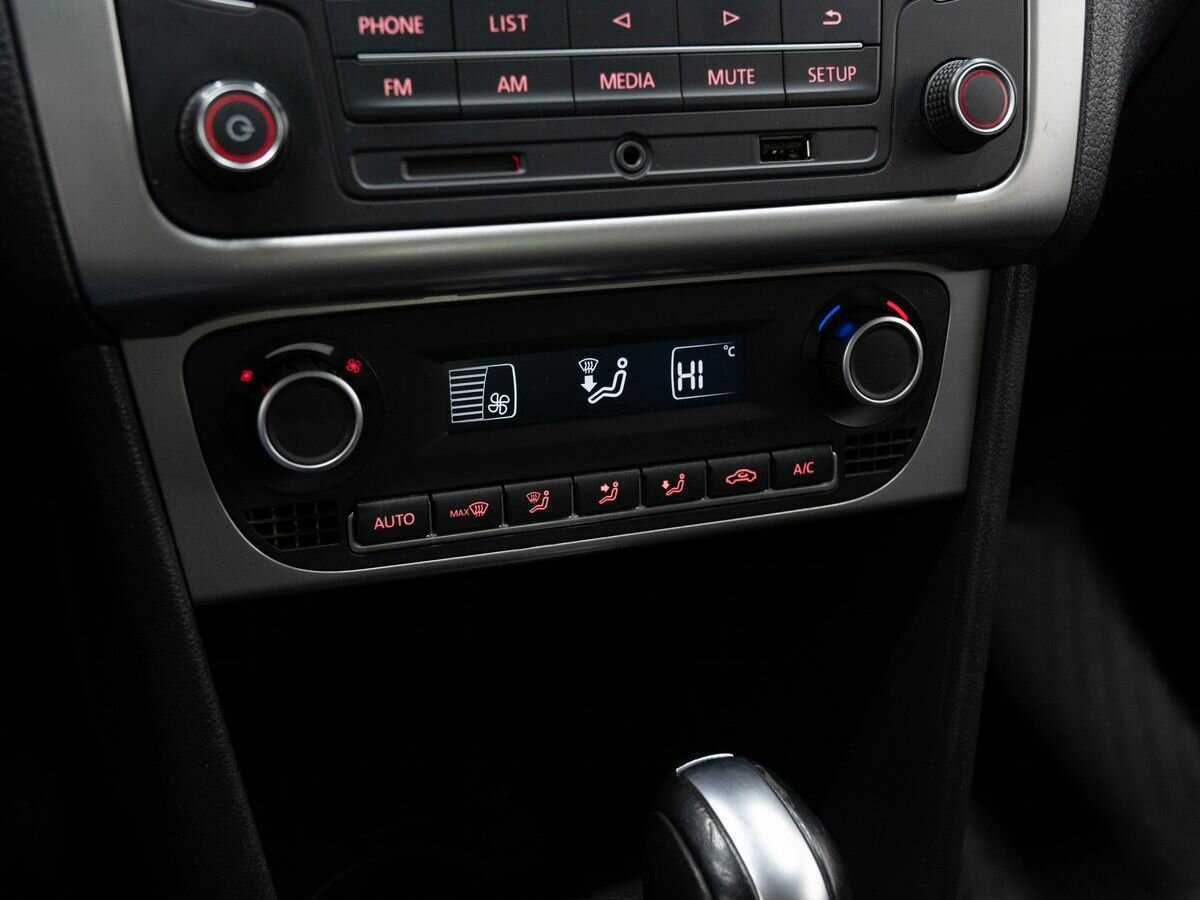 Volkswagen Polo б/у, 2017, Автоматическая. Фото: #15