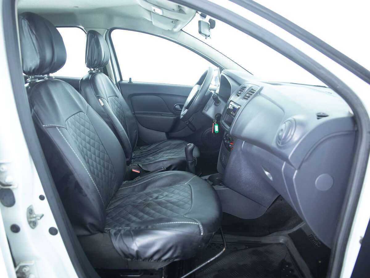 Renault Sandero б/у, 2017, Механическая. Фото: #13