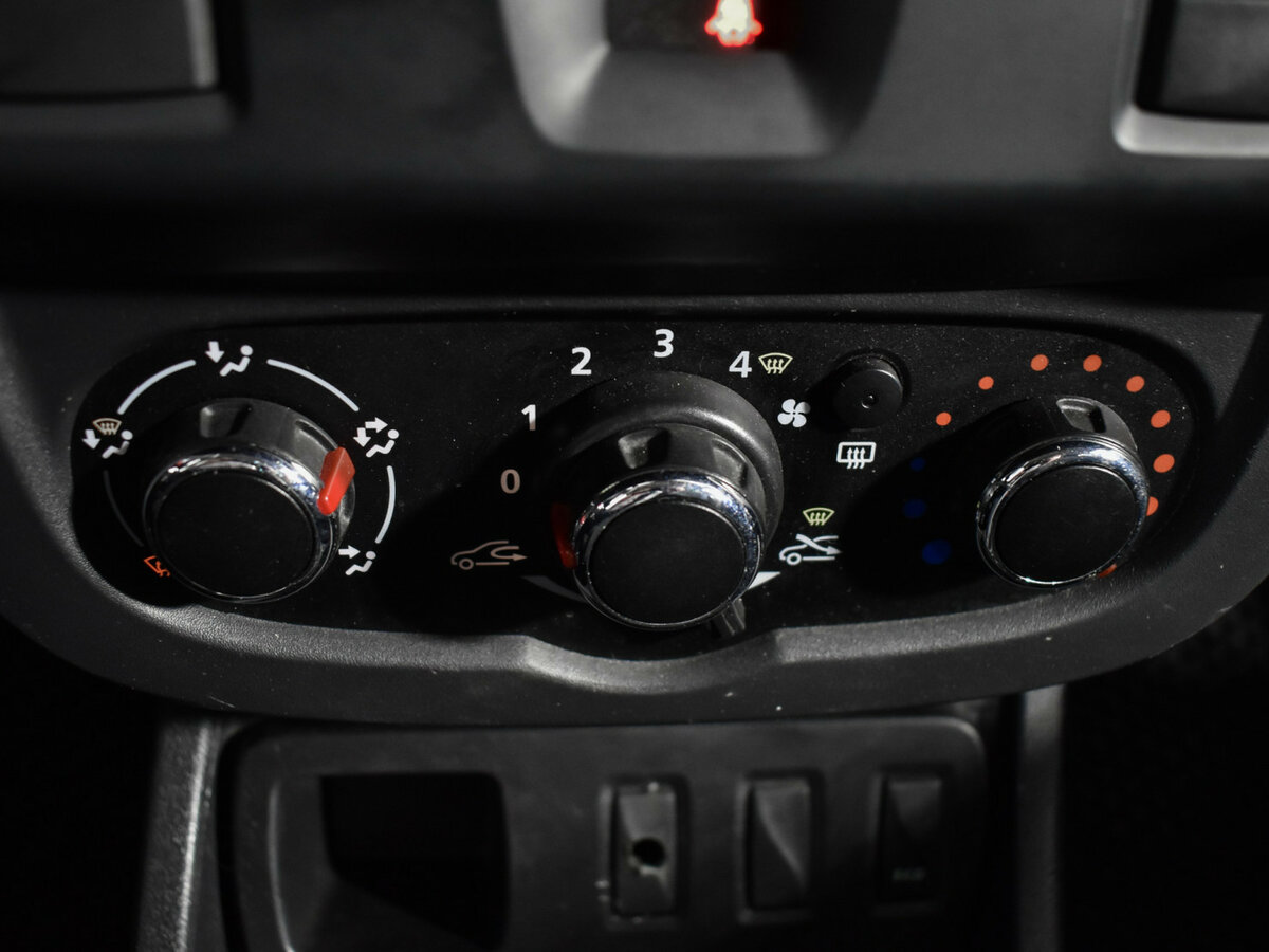 Renault Duster б/у, 2016, Механическая. Фото: #13