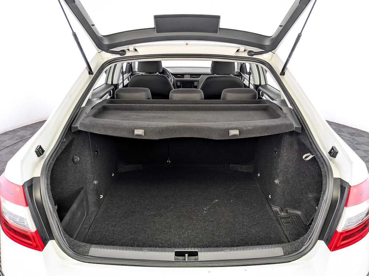 Skoda Octavia б/у, 2019, Механическая. Фото: #9