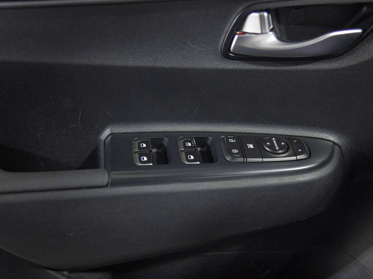 Kia Rio б/у, 2018, Автоматическая. Фото: #12