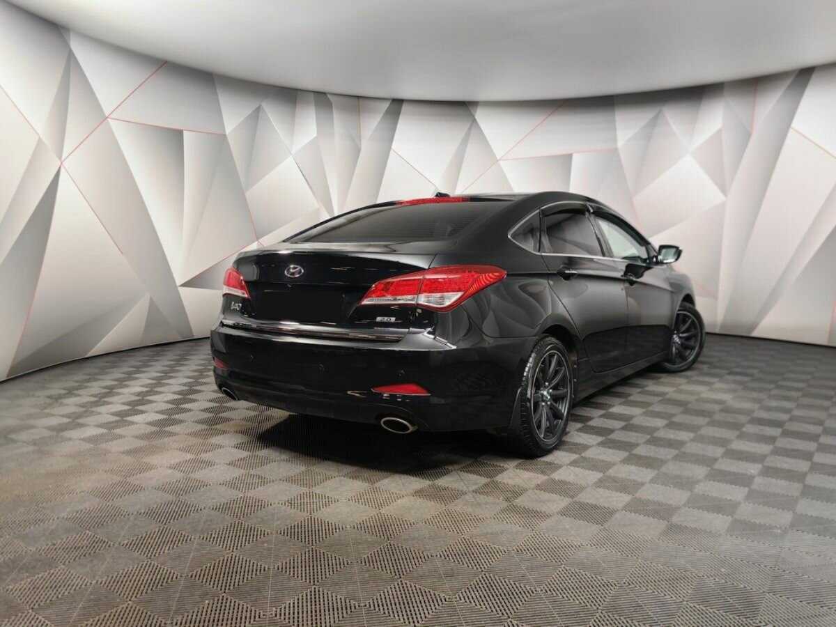 Hyundai i40 б/у, 2013, Автоматическая. Фото: #1