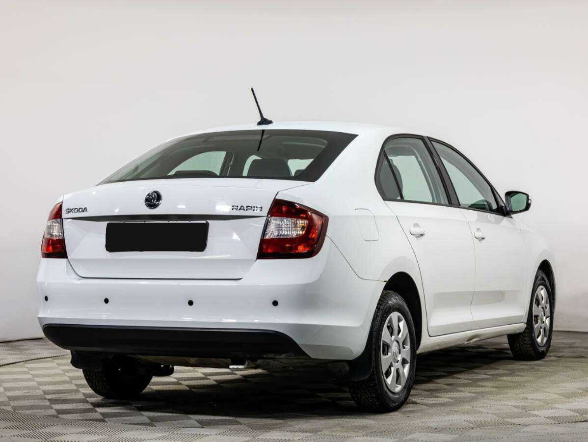 Skoda Rapid б/у, 2017, Механическая. Фото: #3