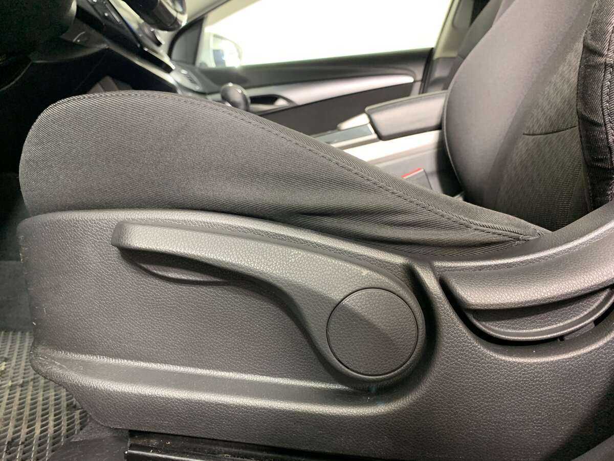 Hyundai i40 б/у, 2015, Механическая. Фото: #13