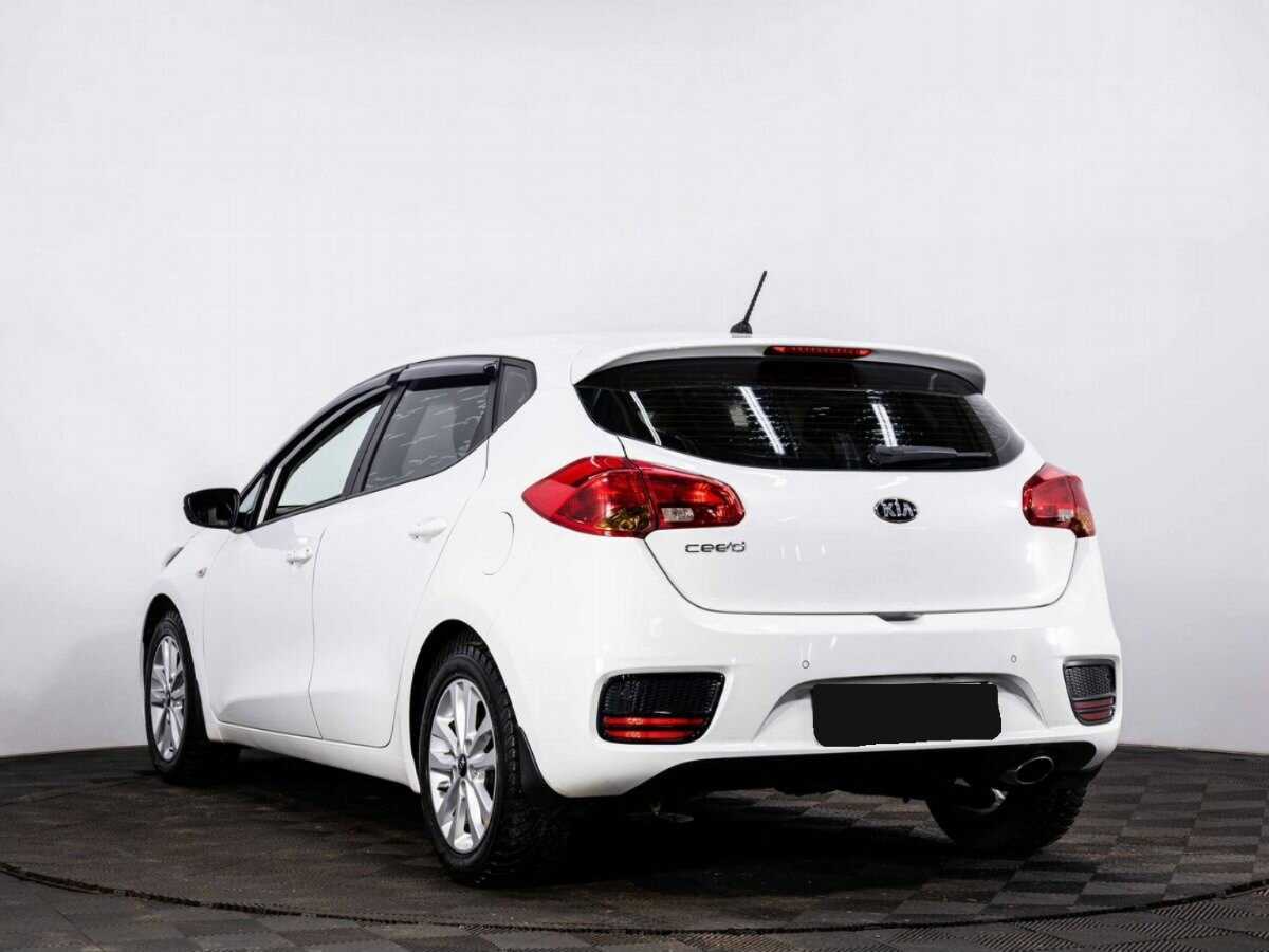 Kia Ceed б/у, 2016, Автоматическая. Фото: #3