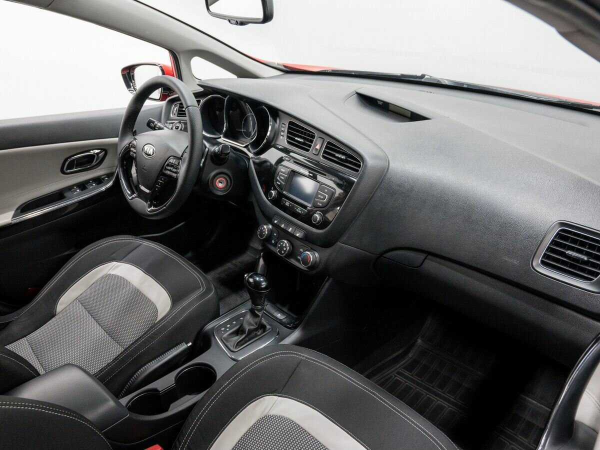 Kia Ceed б/у, 2014, Автоматическая. Фото: #7