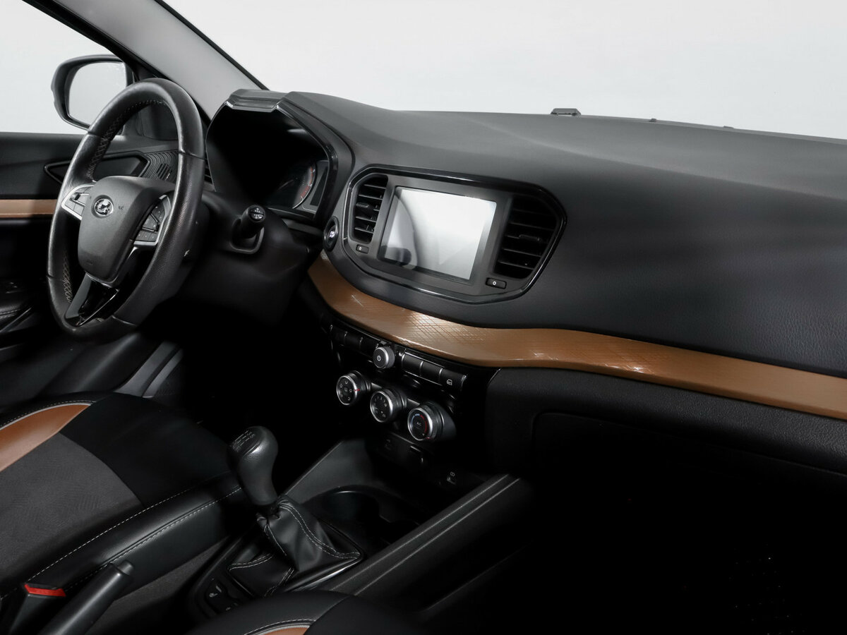 Lada (ВАЗ) Vesta б/у, 2023, Механическая. Фото: #6