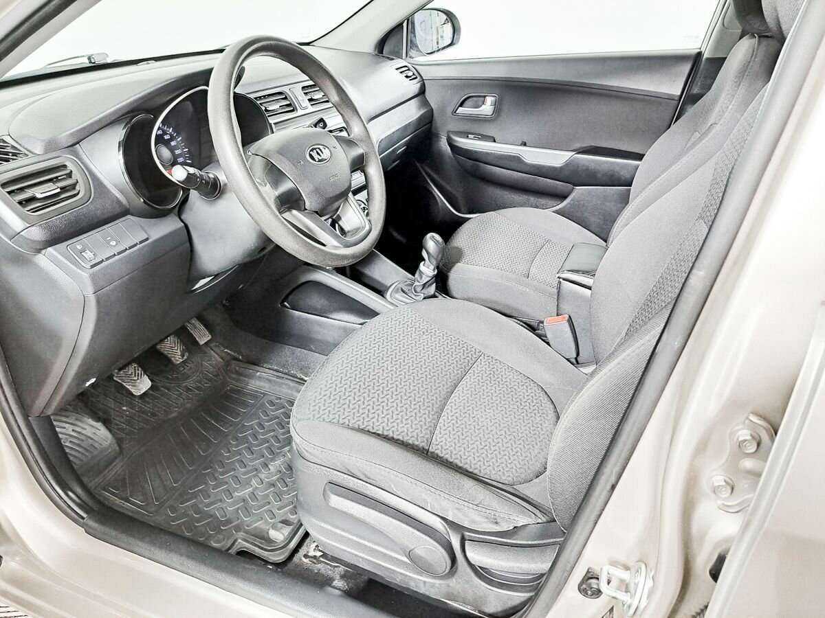 Kia Rio б/у, 2013, Механическая. Фото: #13