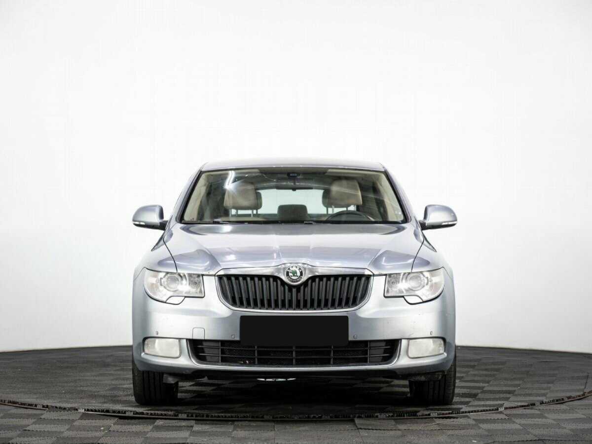 Skoda Superb б/у, 2012, Автоматическая. Фото: #1