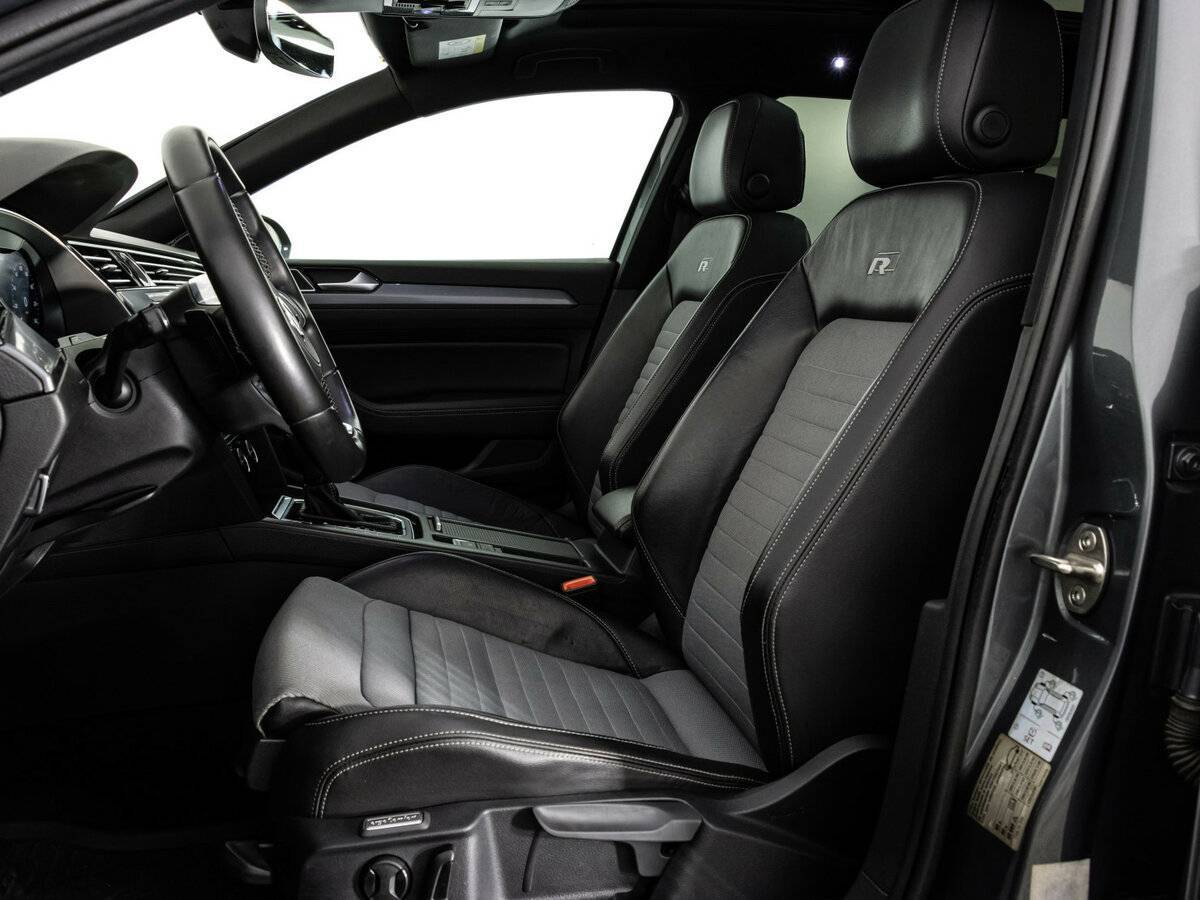 Volkswagen Passat б/у, 2016, Роботизированная. Фото: #14