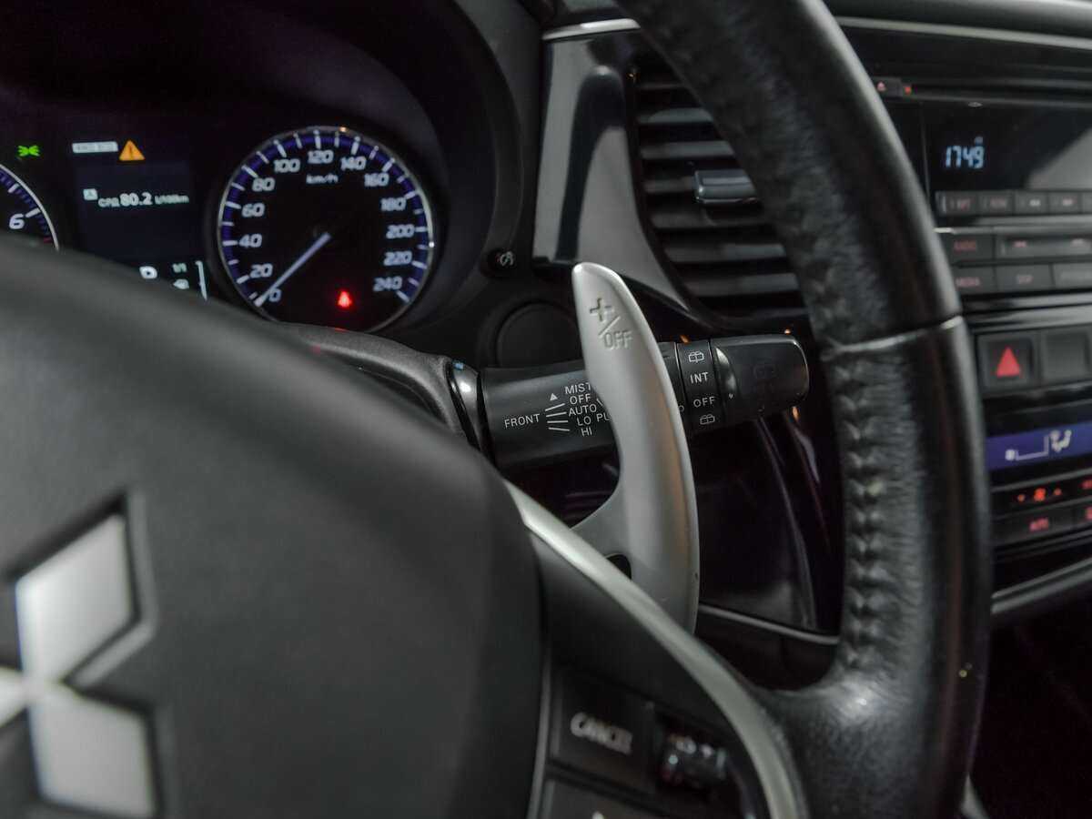 Mitsubishi Outlander б/у, 2013, Вариатор. Фото: #8