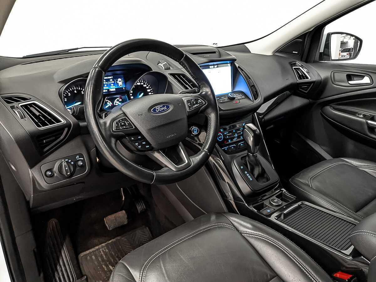 Ford Kuga б/у, 2016, Автоматическая. Фото: #12