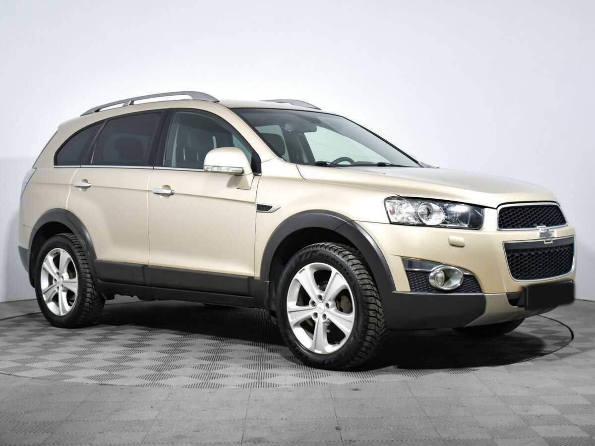 Chevrolet Captiva б/у, 2012, Автоматическая. Фото: #2