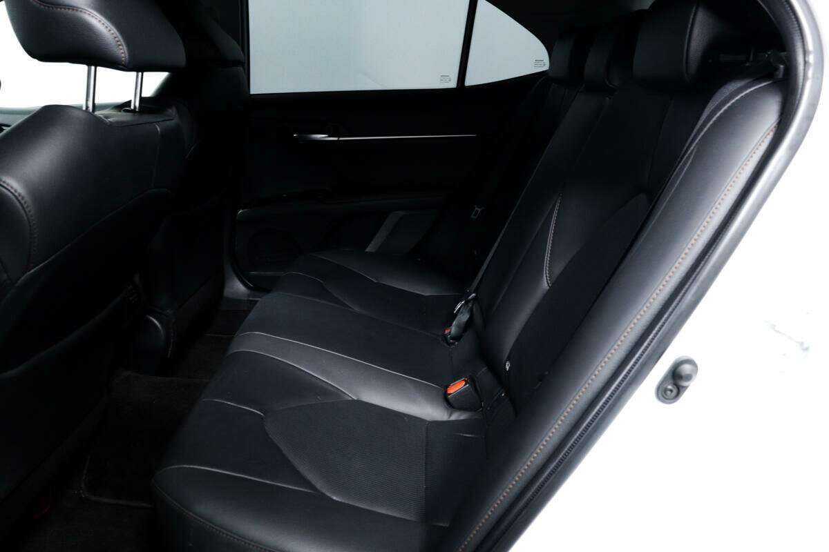 Toyota Camry б/у, 2019, Автоматическая. Фото: #11