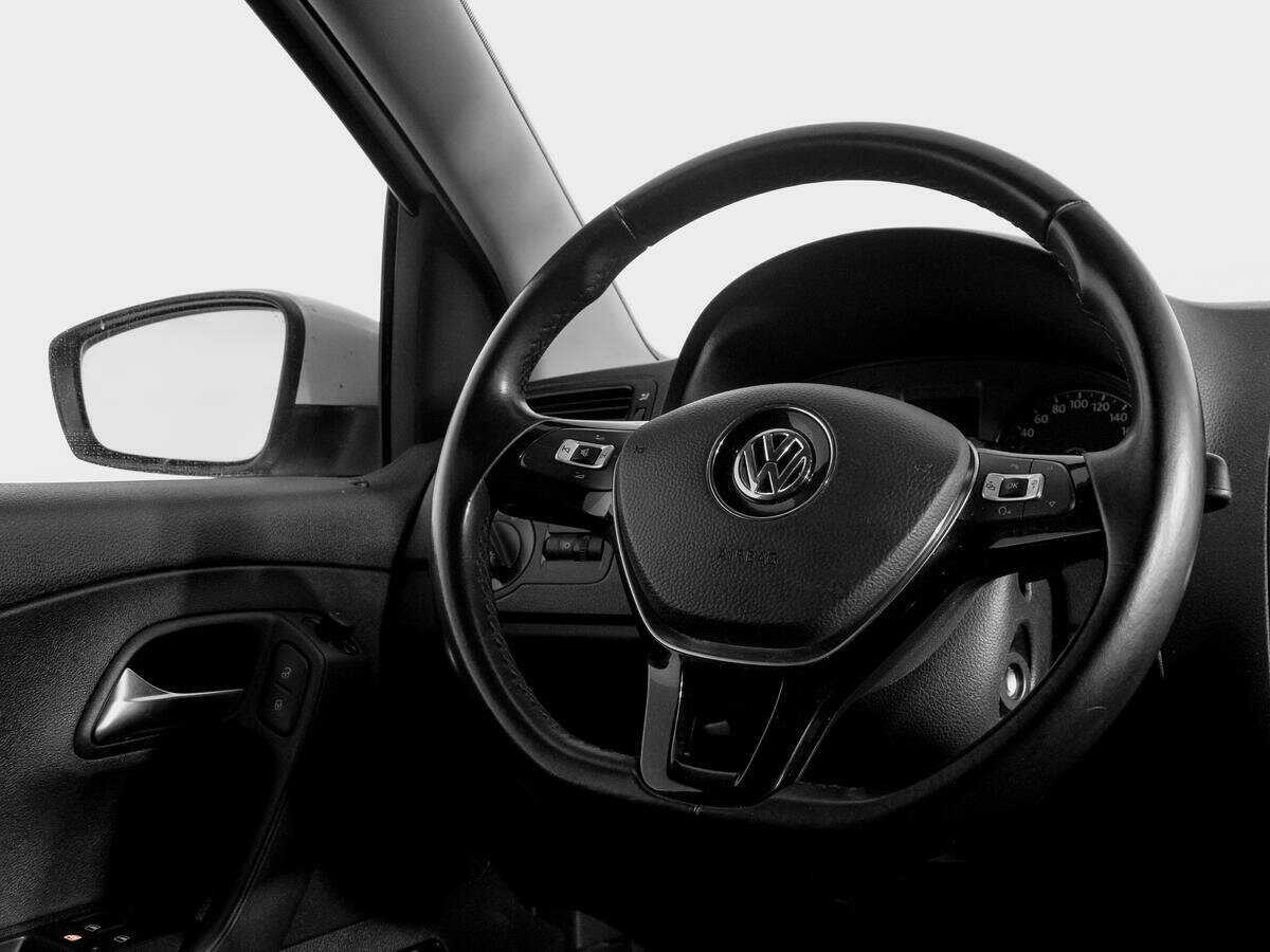 Volkswagen Polo б/у, 2017, Автоматическая. Фото: #13