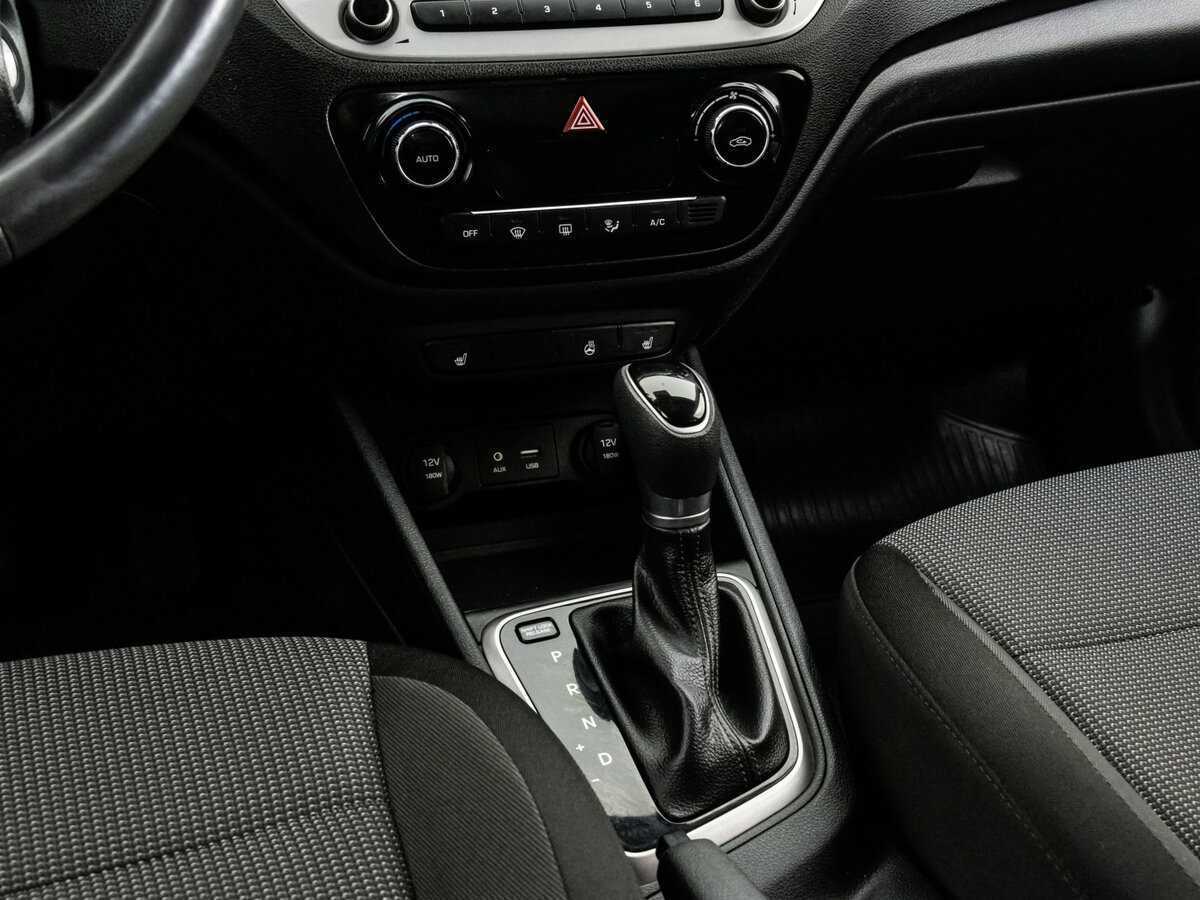 Hyundai Solaris б/у, 2017, Автоматическая. Фото: #11