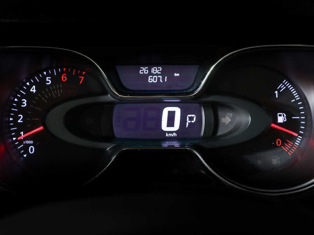 Renault Kaptur б/у, 2017, Автоматическая. Фото: #8