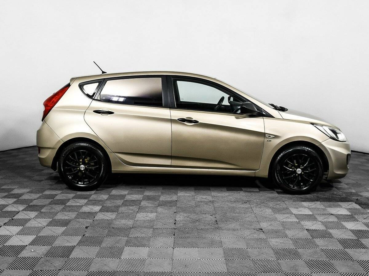 Hyundai Solaris б/у, 2012, Автоматическая. Фото: #3