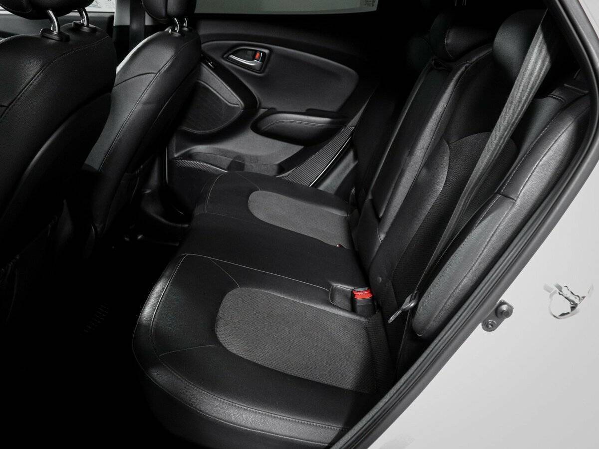 Hyundai ix35 б/у, 2014, Автоматическая. Фото: #9