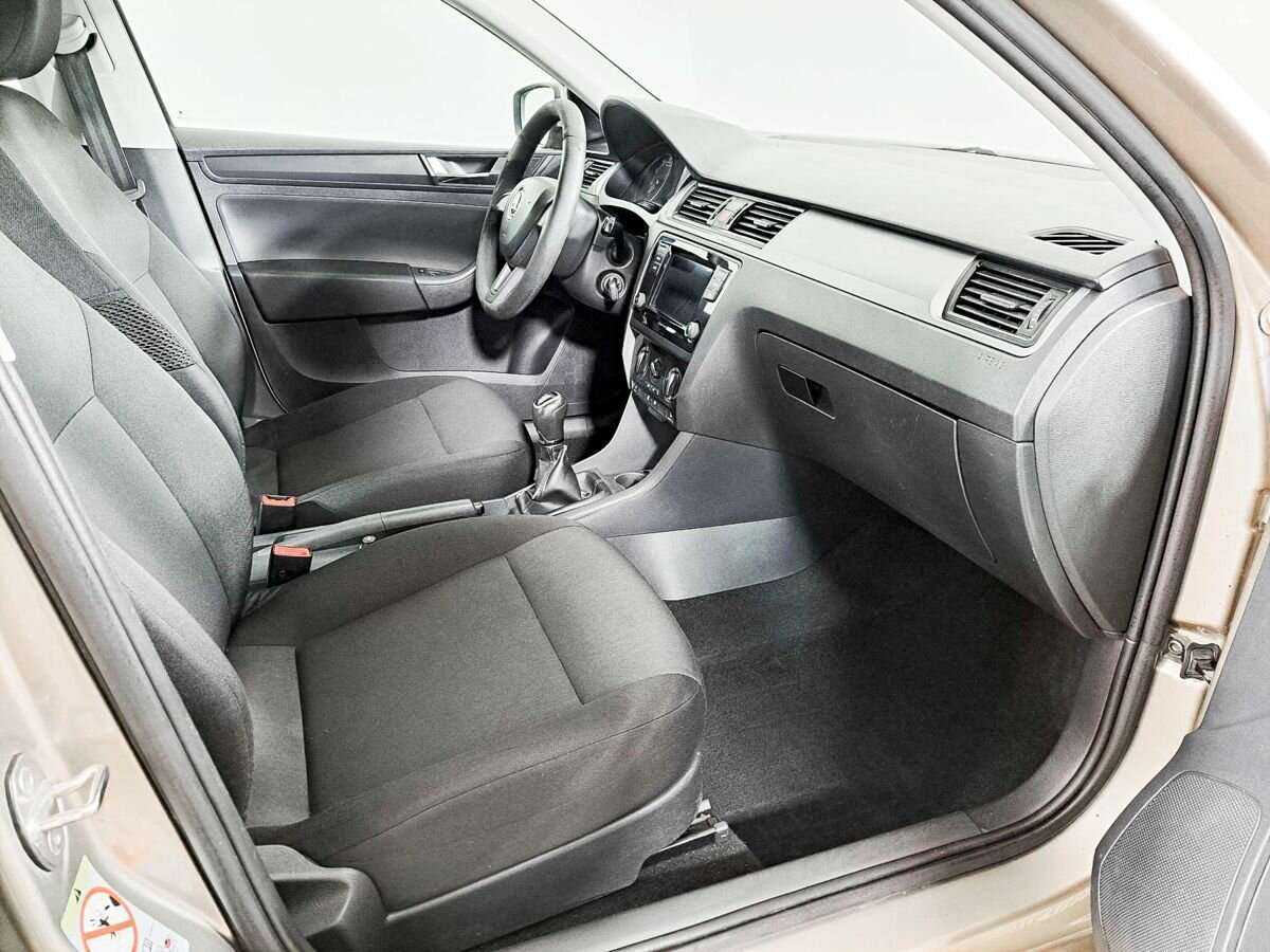 Skoda Rapid б/у, 2018, Механическая. Фото: #5