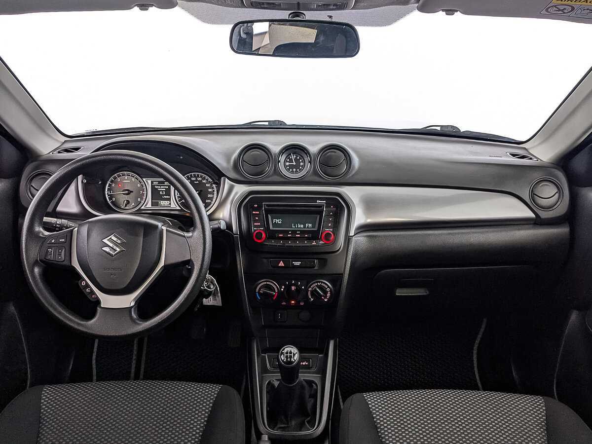 Suzuki Vitara б/у, 2019, Механическая. Фото: #13