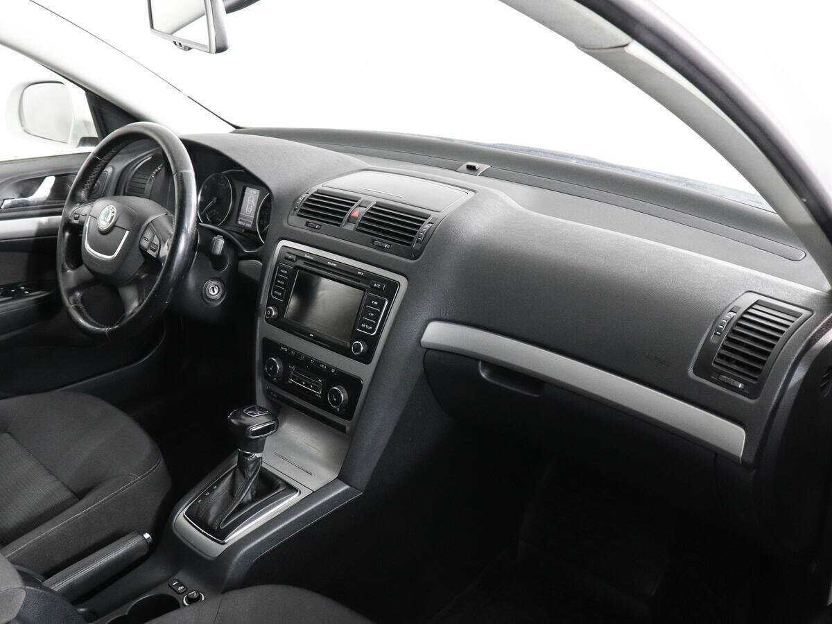 Skoda Octavia б/у, 2012, Автоматическая. Фото: #9