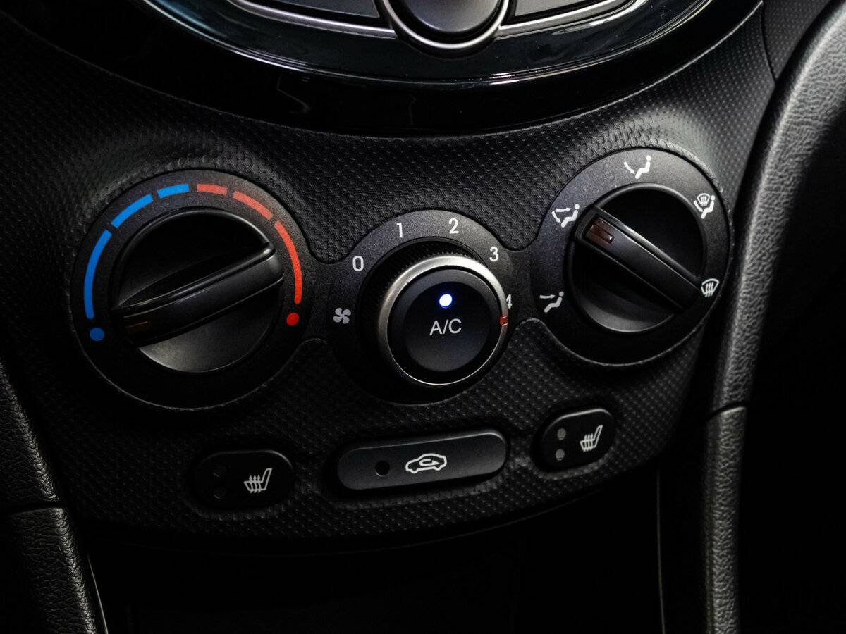 Hyundai Solaris б/у, 2016, Автоматическая. Фото: #11