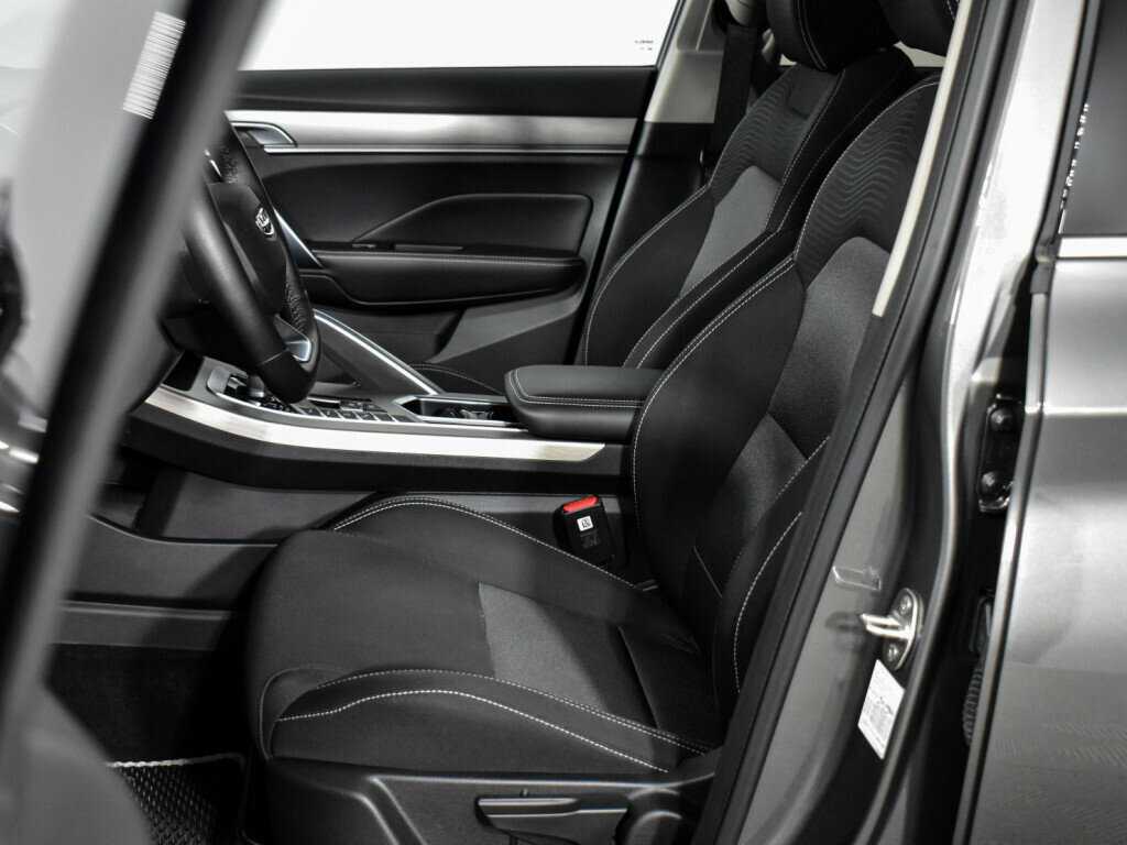 Geely Coolray б/у, 2022, Роботизированная. Фото: #11