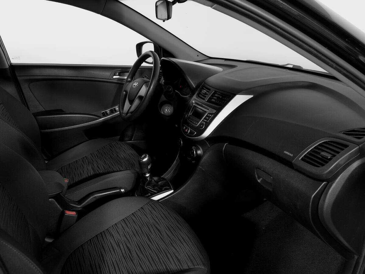 Hyundai Solaris б/у, 2016, Механическая. Фото: #8