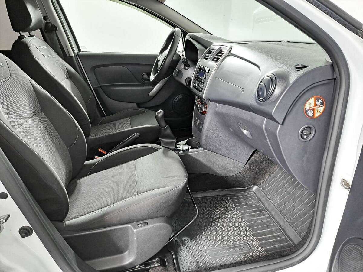 Renault Sandero б/у, 2019, Механическая. Фото: #8