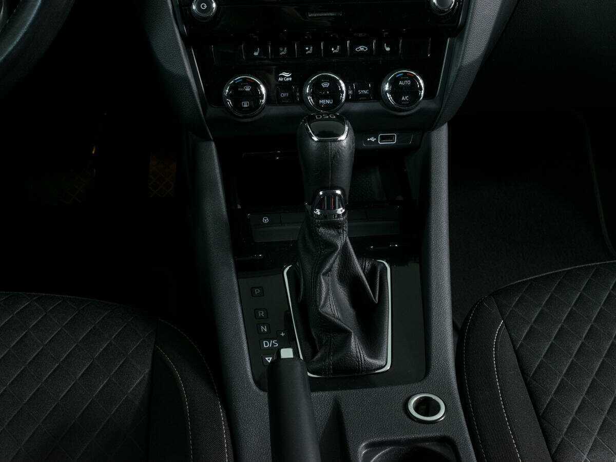 Skoda Octavia б/у, 2017, Роботизированная. Фото: #10