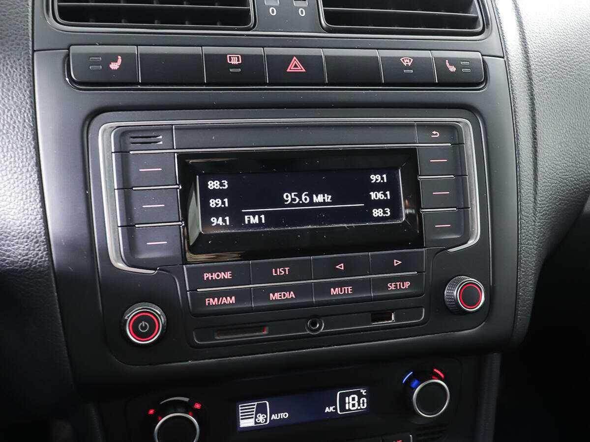 Volkswagen Polo б/у, 2017, Автоматическая. Фото: #16