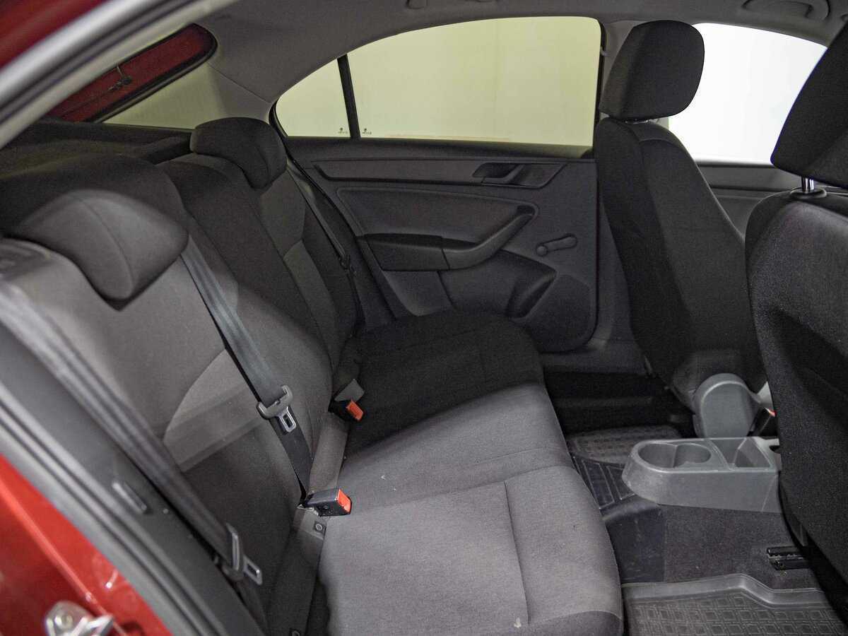 Skoda Rapid б/у, 2016, Механическая. Фото: #11