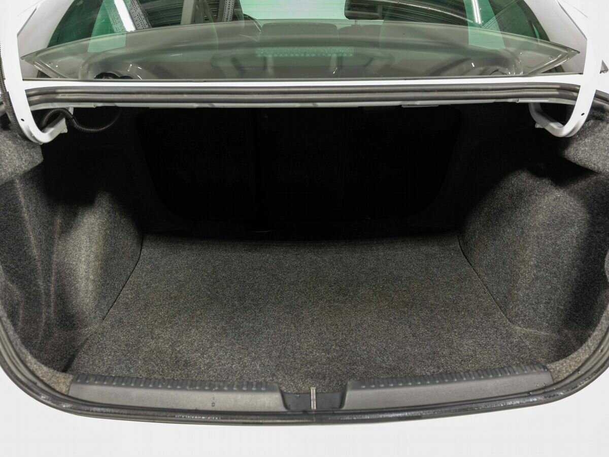 Volkswagen Polo б/у, 2020, Механическая. Фото: #23