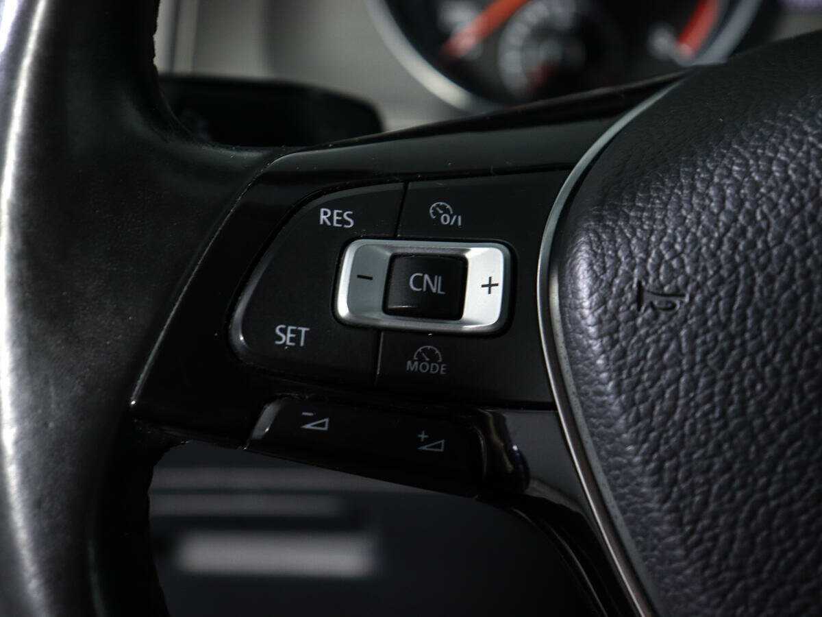 Volkswagen Golf б/у, 2013, Роботизированная. Фото: #17